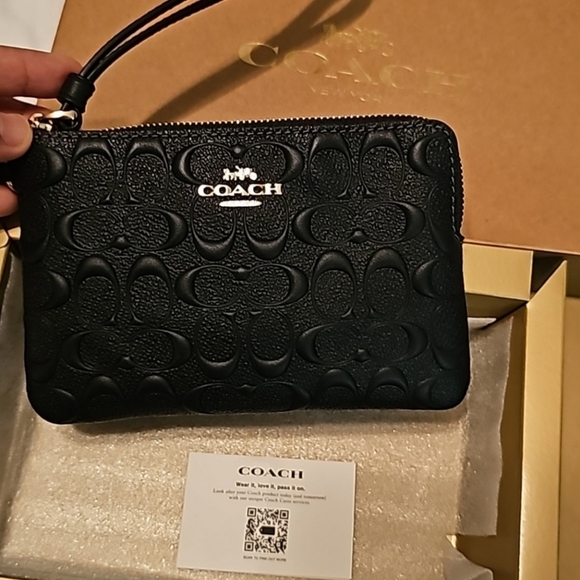 Coach Handbags - Coach Wristlet zip bag NWT